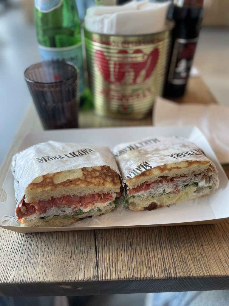 Zeitverlust, Zusatzkosten, Stress – Zwischenlandungen im Check⏳